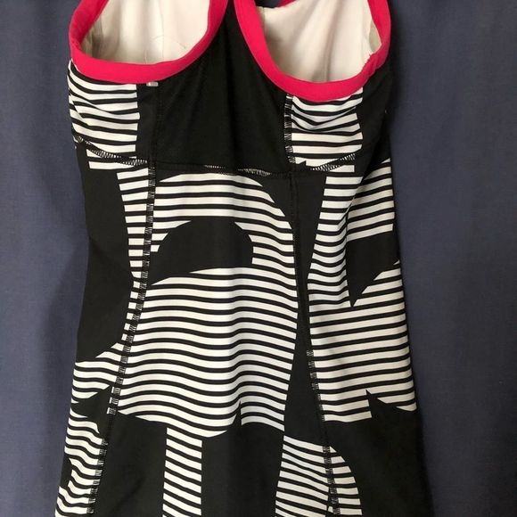 2/15$ Under Armour - Picture 5 of 7